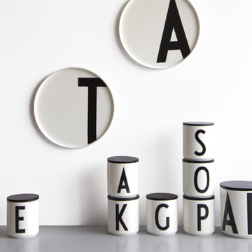 Taza con letra Design Letters - O - Design Letters