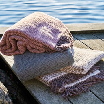 Manta de lana Wave - marrón natural - Klippan Yllefabrik