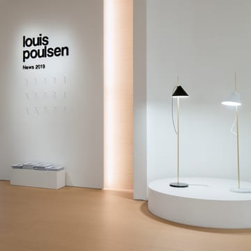 Lámpara de pie Yuh - Negro-latón - Louis Poulsen
